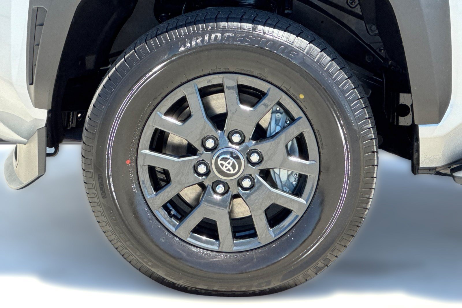 New 2026 Toyota 4Runner SR5 AWD/4WD image 13