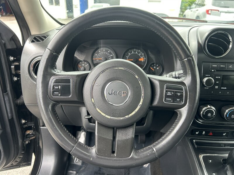 Used 2015 Jeep Patriot High Altitude AWD/4WD image 14