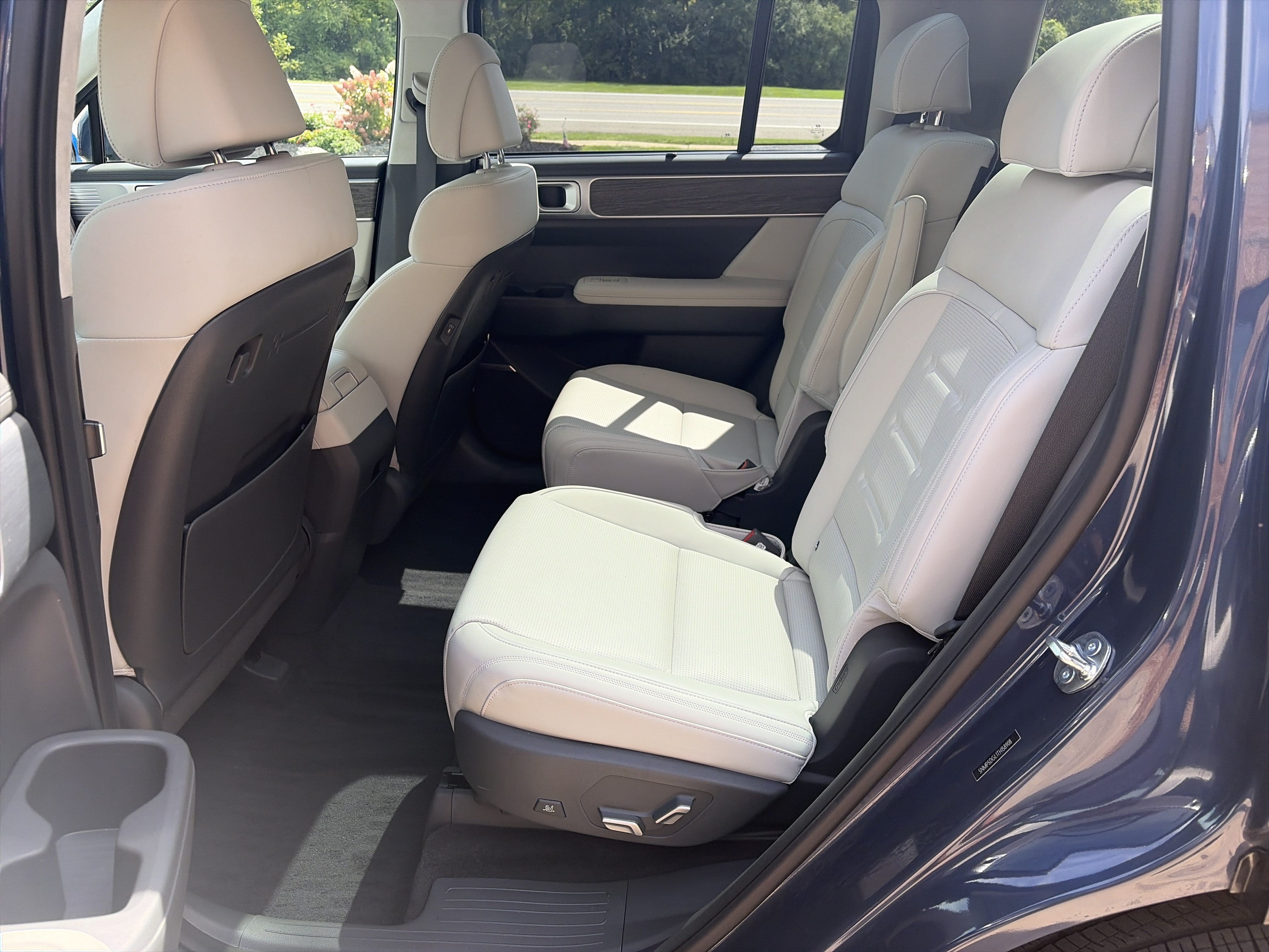 New 2026 Hyundai Santa Fe Calligraphy AWD/4WD image 13