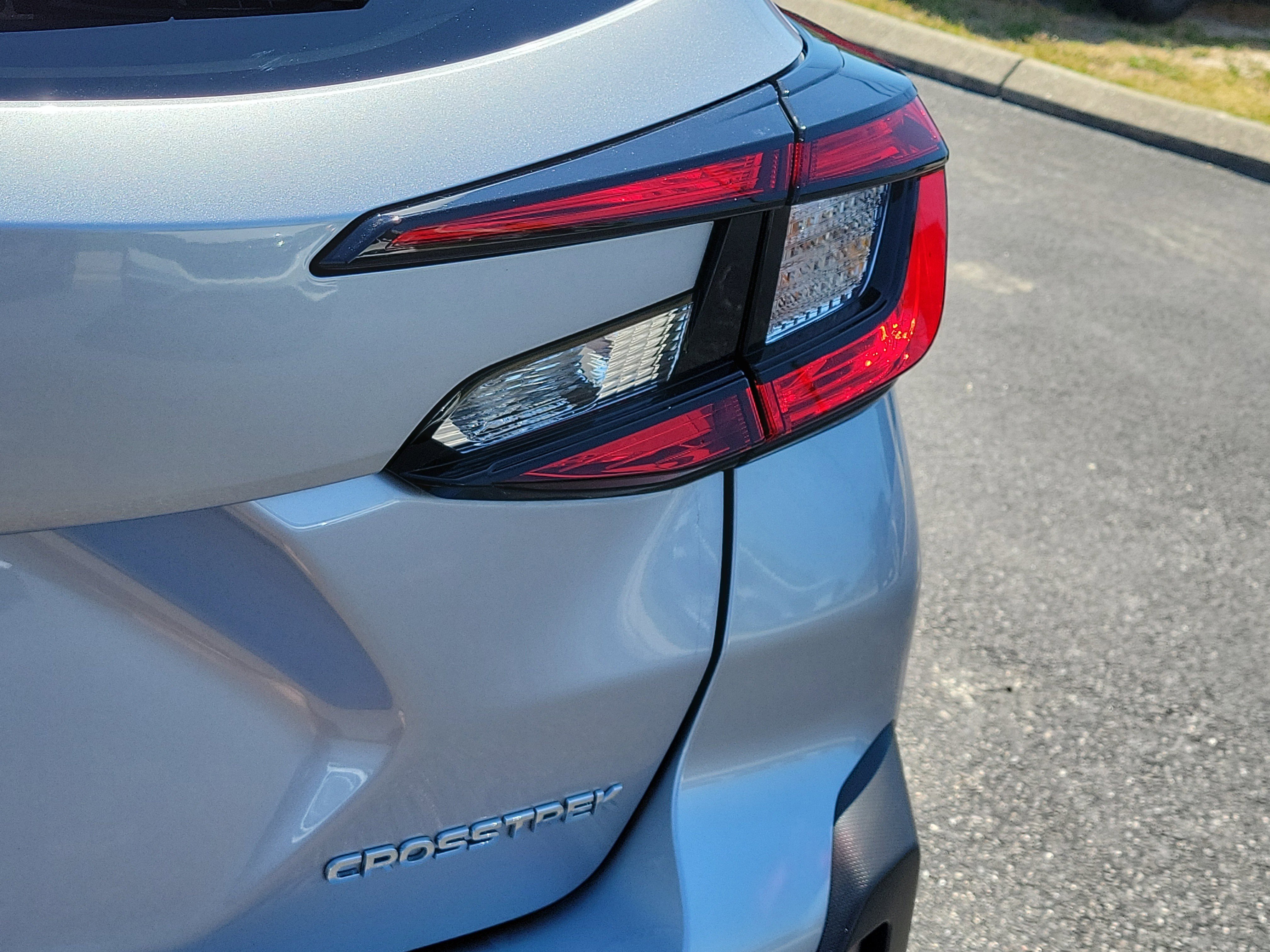 Certified 2024 Subaru Crosstrek 2.0i Premium AWD/4WD image 11