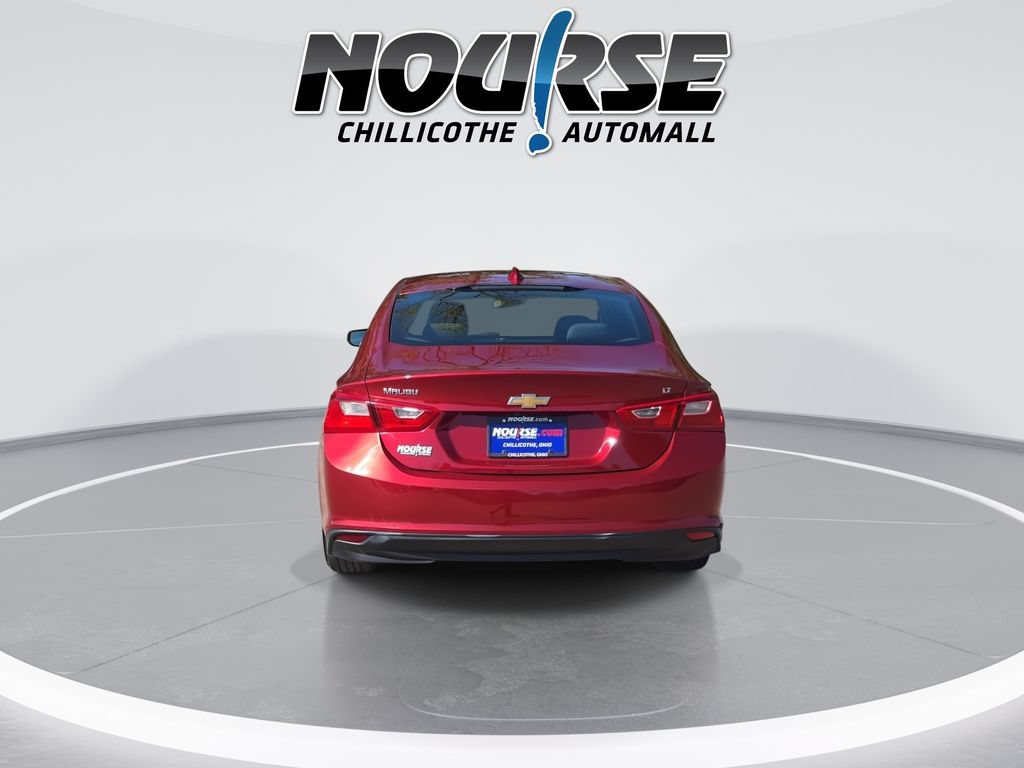 Used 2017 Chevrolet Malibu LT FWD image 7