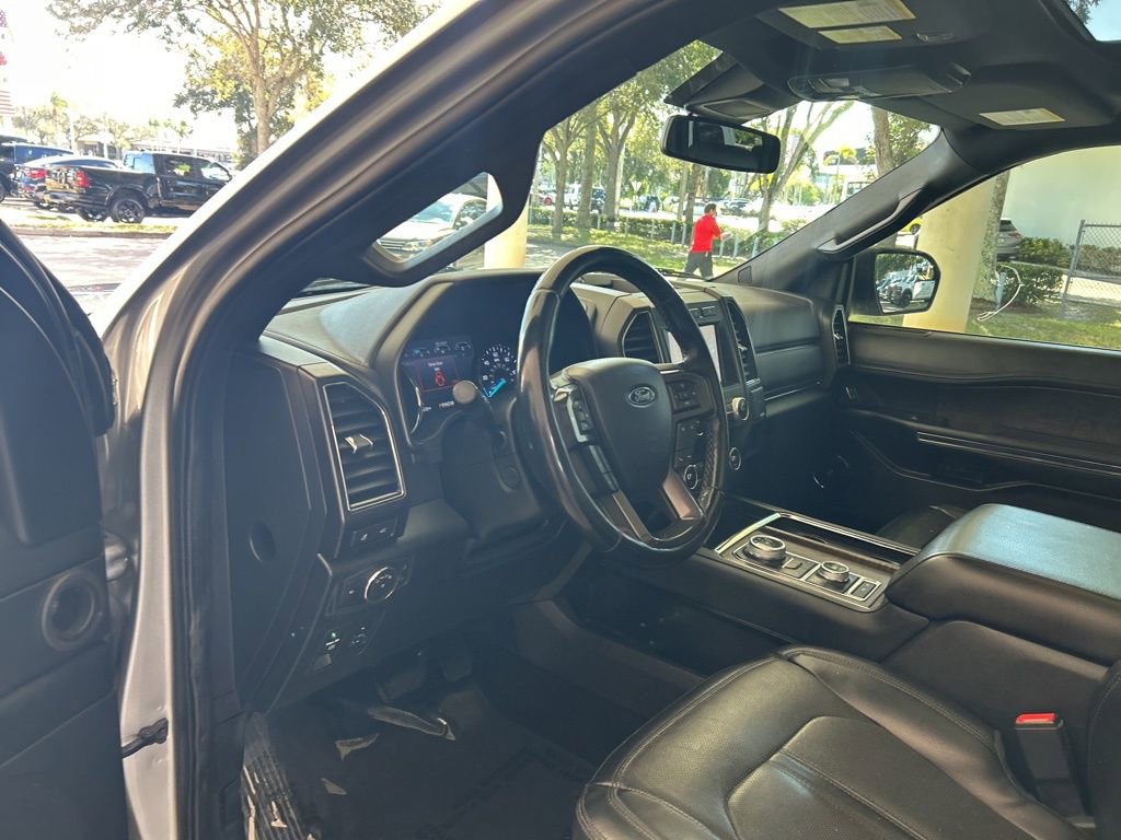 Used 2021 Ford Expedition Max Limited image 6