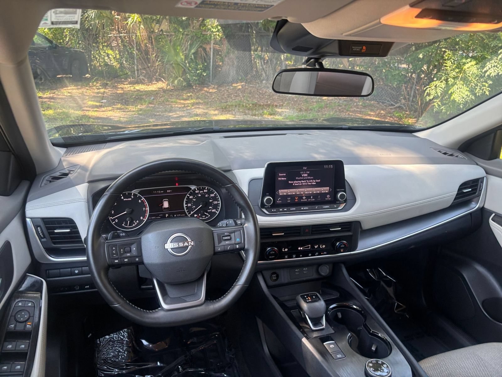Used 2025 Nissan Rogue SV AWD/4WD image 34