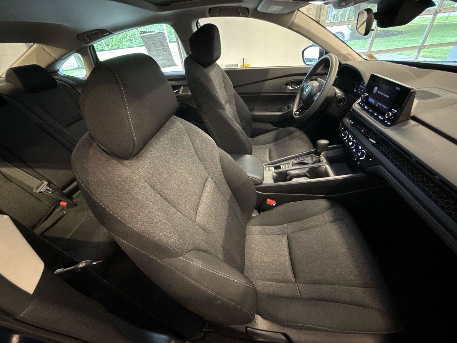 Used 2023 Honda Accord EX image 26