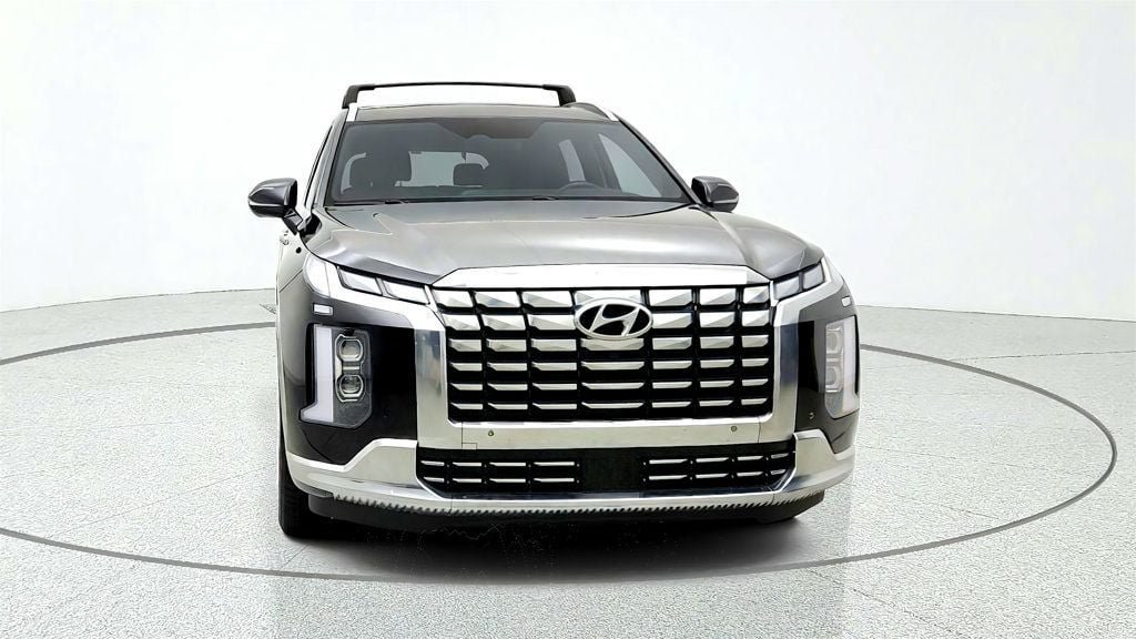 Used 2024 Hyundai Palisade Calligraphy AWD/4WD image 2