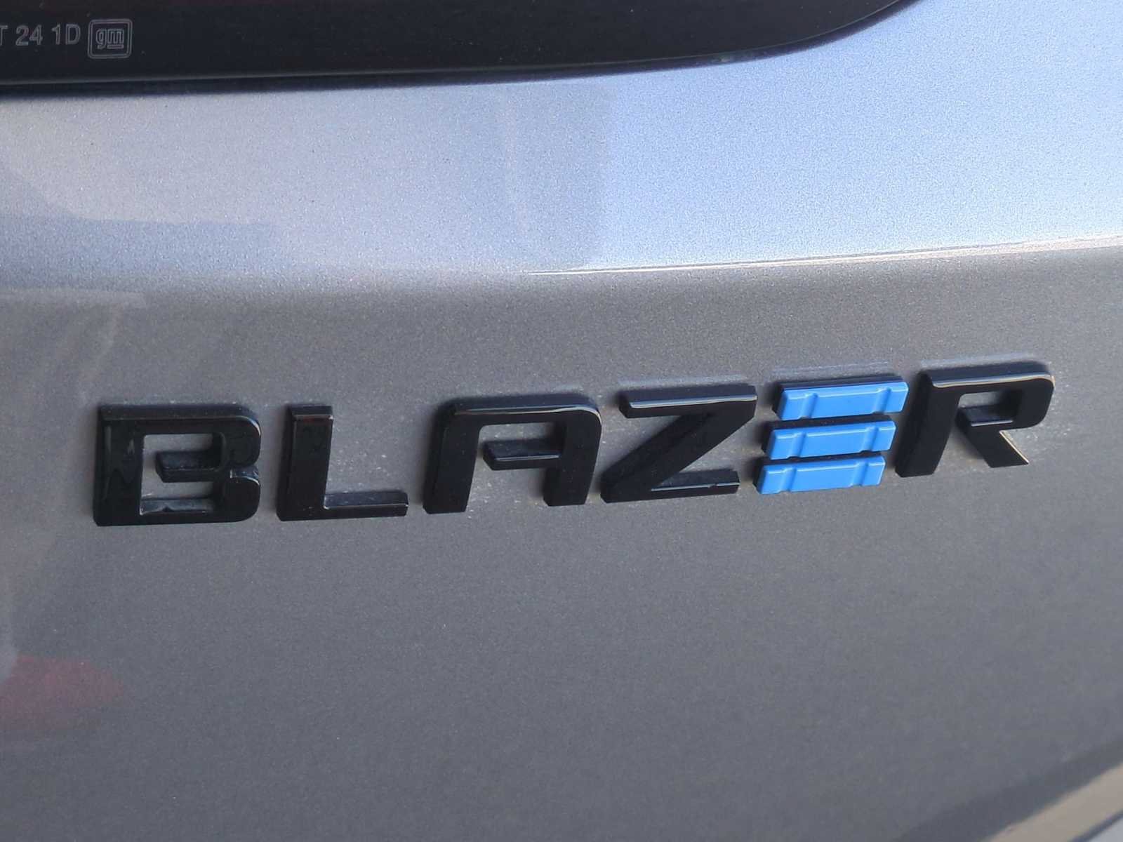 Used 2024 Chevrolet Blazer EV RS RWD image 9