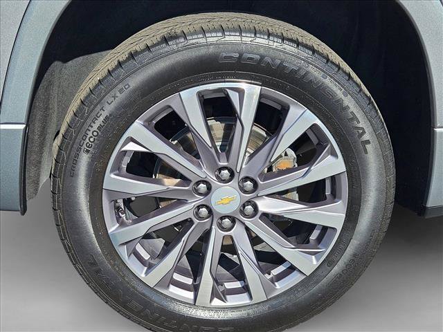 Used 2023 Chevrolet Traverse Premier w/ LPO, Floor Liner Package FWD image 25