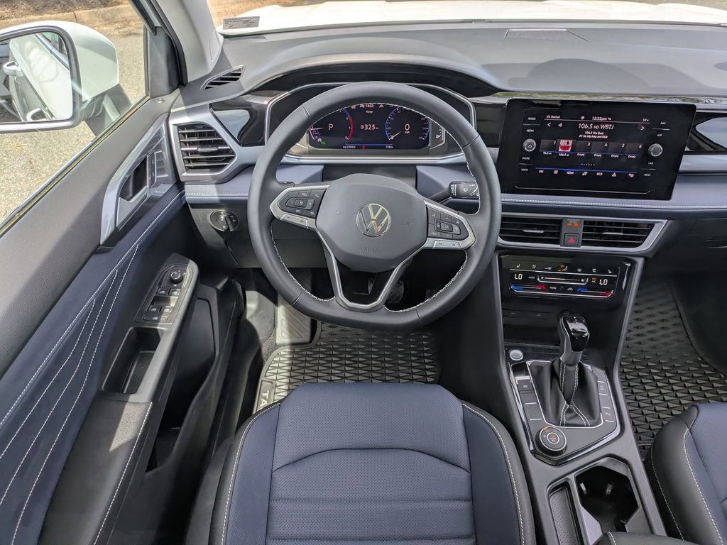Certified 2025 Volkswagen Taos SEL image 16
