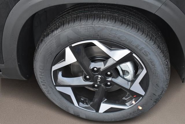 New 2026 Kia Seltos S image 12