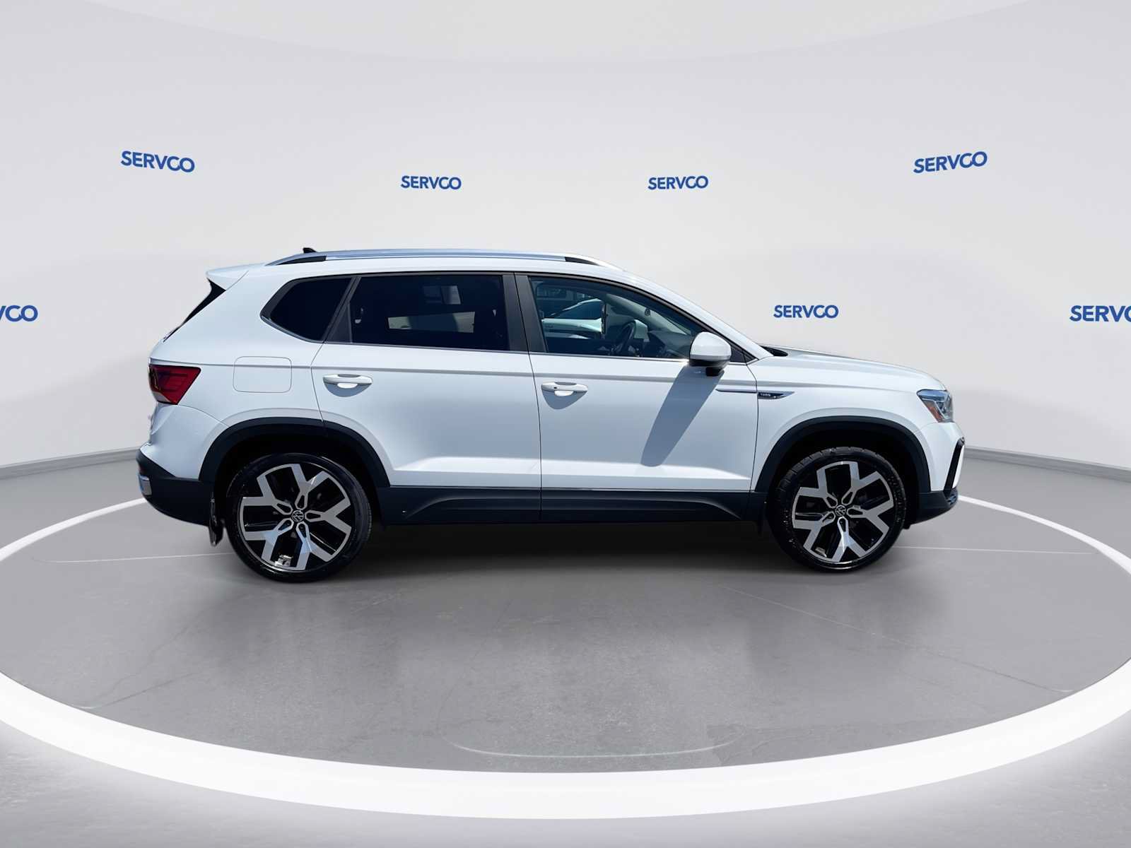 Used 2022 Volkswagen Taos SEL AWD/4WD image 9