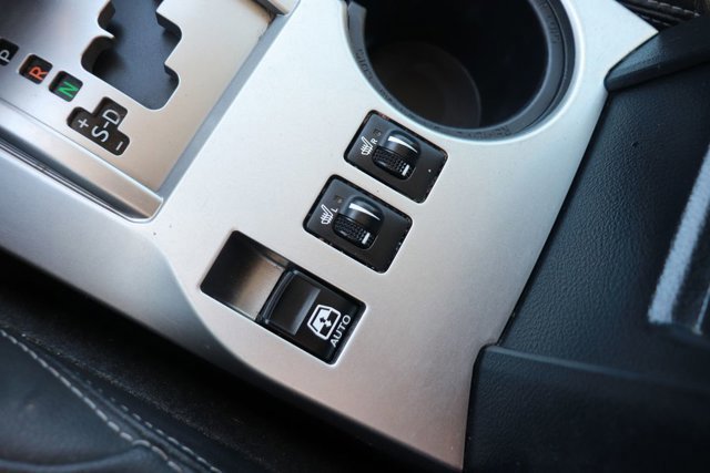 Used 2022 Toyota 4Runner SR5 Premium image 17