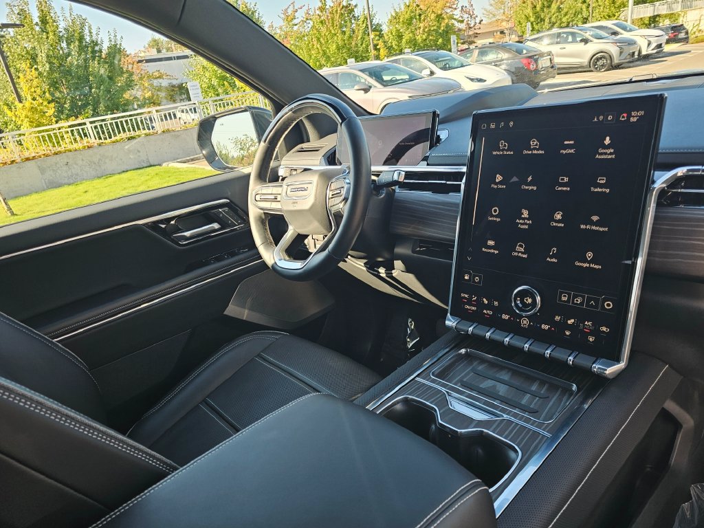 Used 2026 GMC Sierra EV Denali AWD/4WD image 10