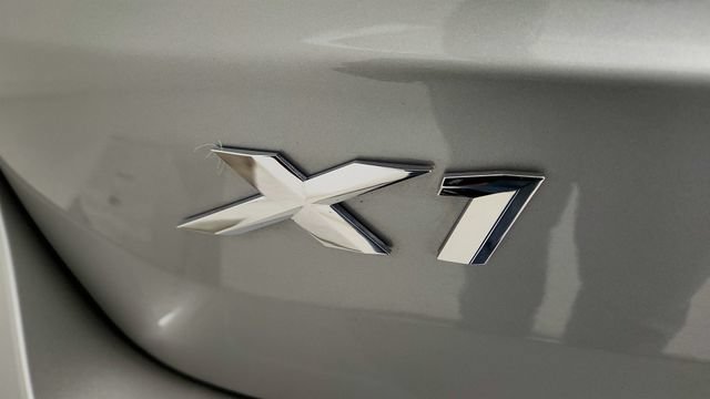 Used 2026 BMW X1 xDrive28i AWD/4WD image 32