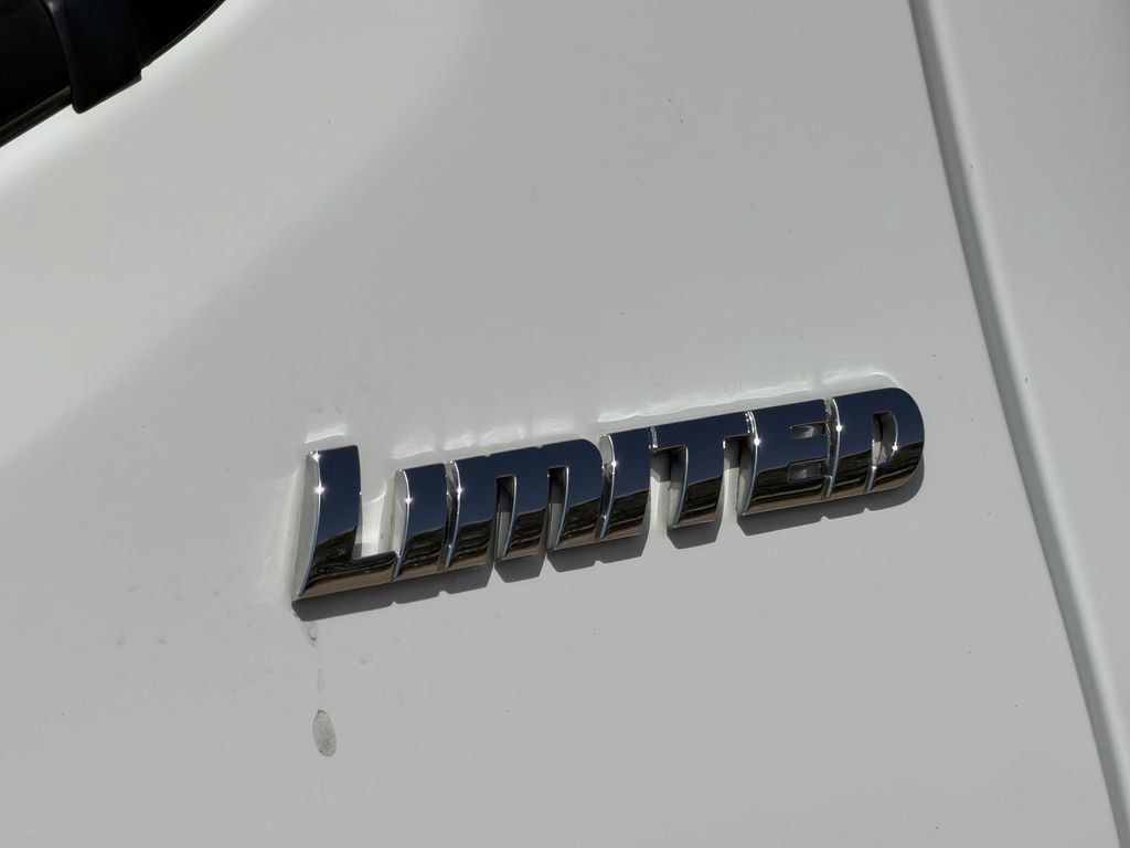 Used 2023 Toyota Tacoma Limited RWD image 10