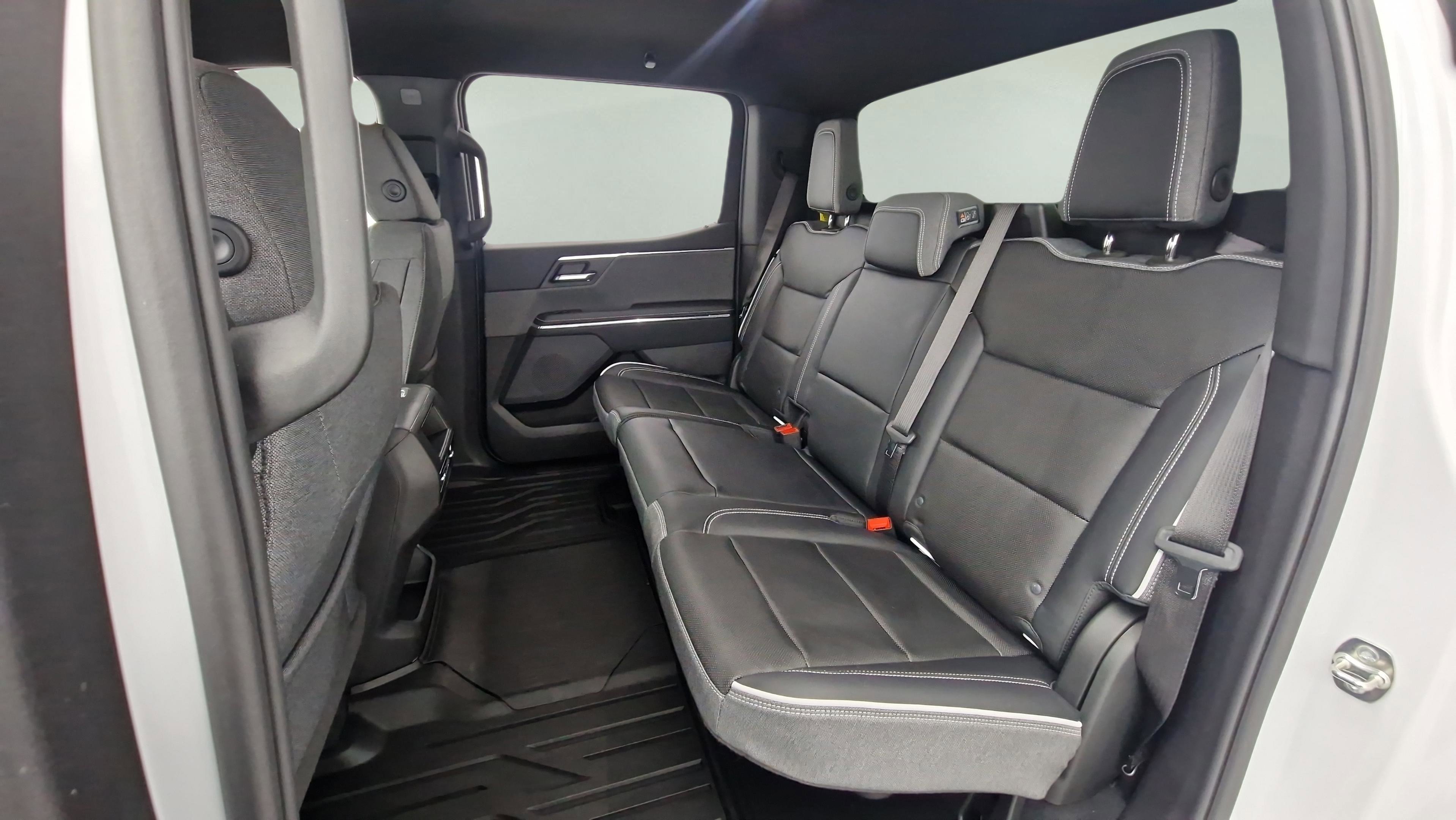 New 2026 GMC Sierra EV Elevation w/ LPO, Elevation Dark Package image 24