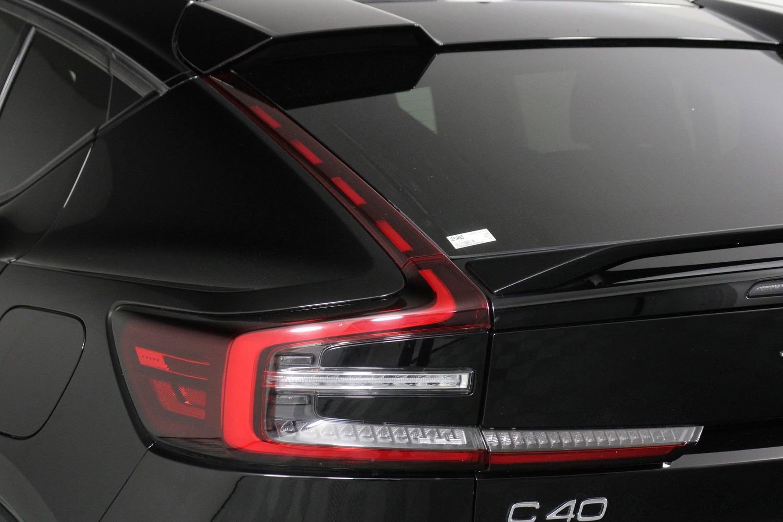 Certified 2023 Volvo C40 Recharge Core AWD/4WD image 18
