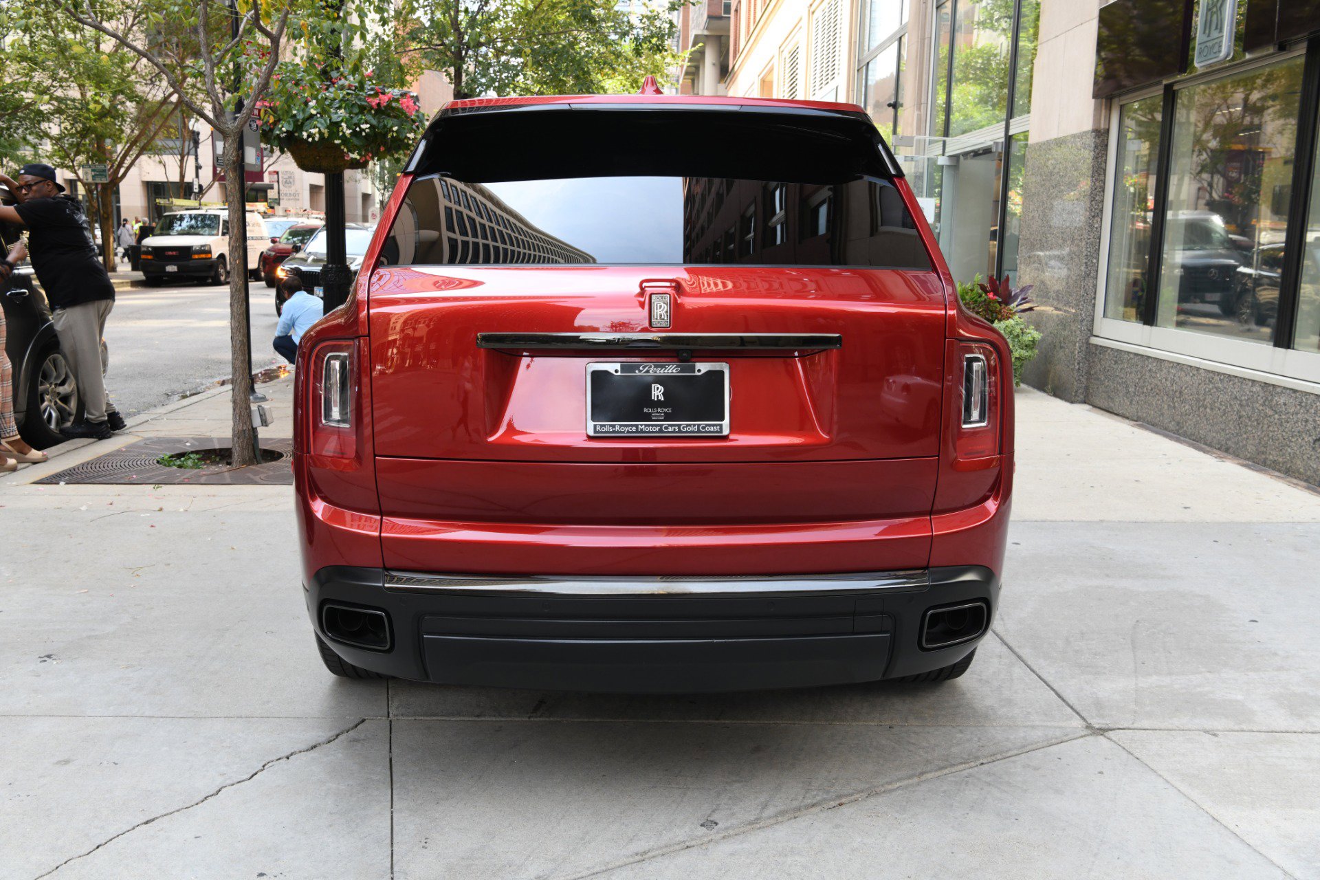 Used 2021 Rolls-Royce Cullinan Black Badge image 5