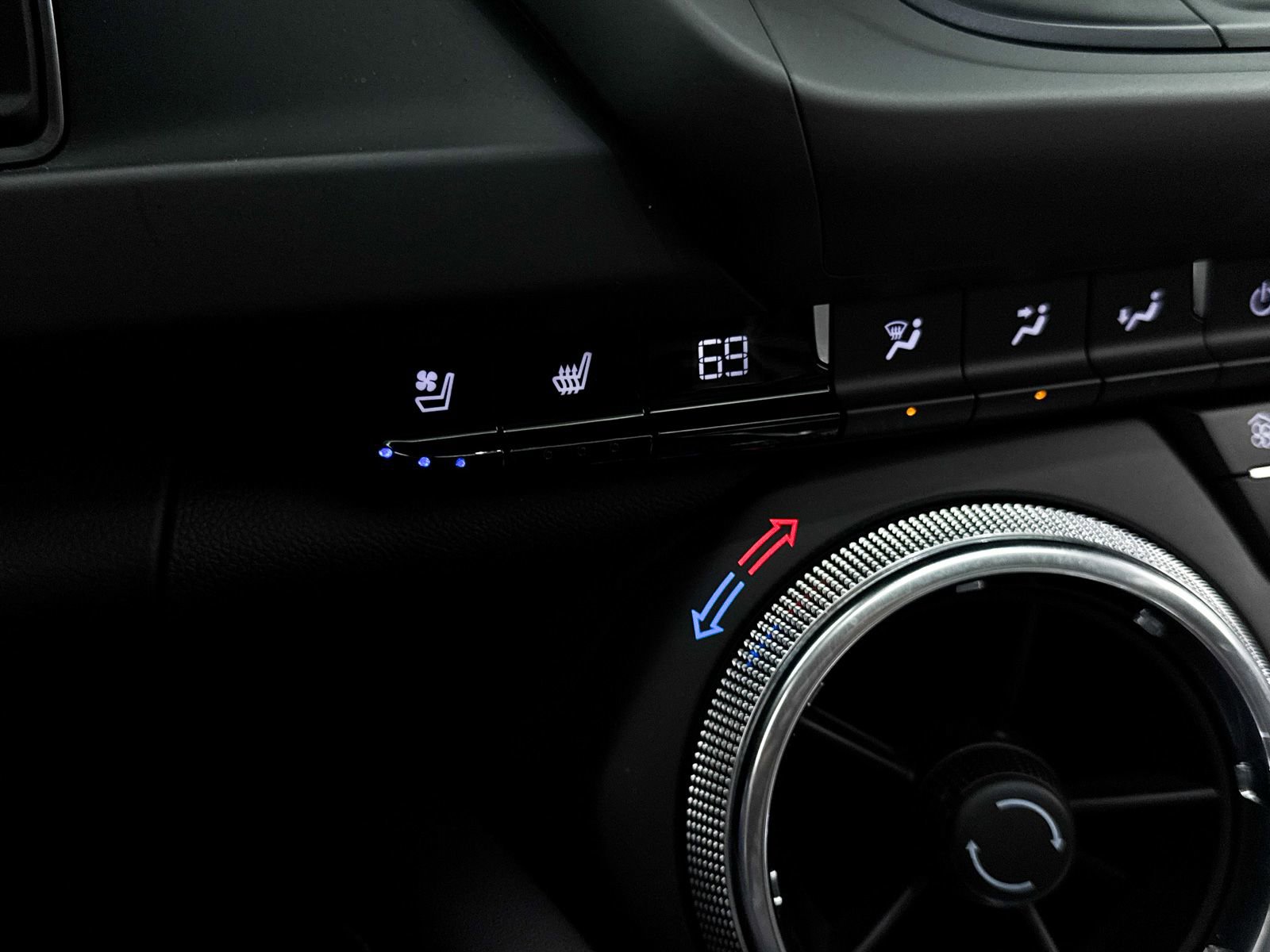 Used 2024 Chevrolet Camaro SS image 30