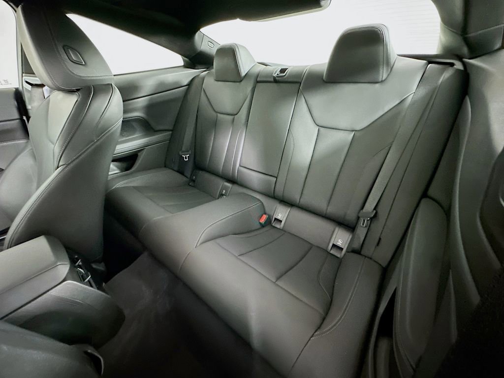 Used 2025 BMW 440i xDrive Coupe w/ Parking Assistance Package image 25