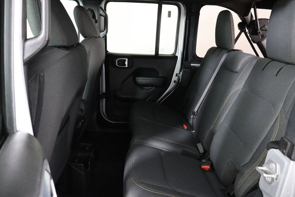 Used 2024 Jeep Wrangler Willys image 17