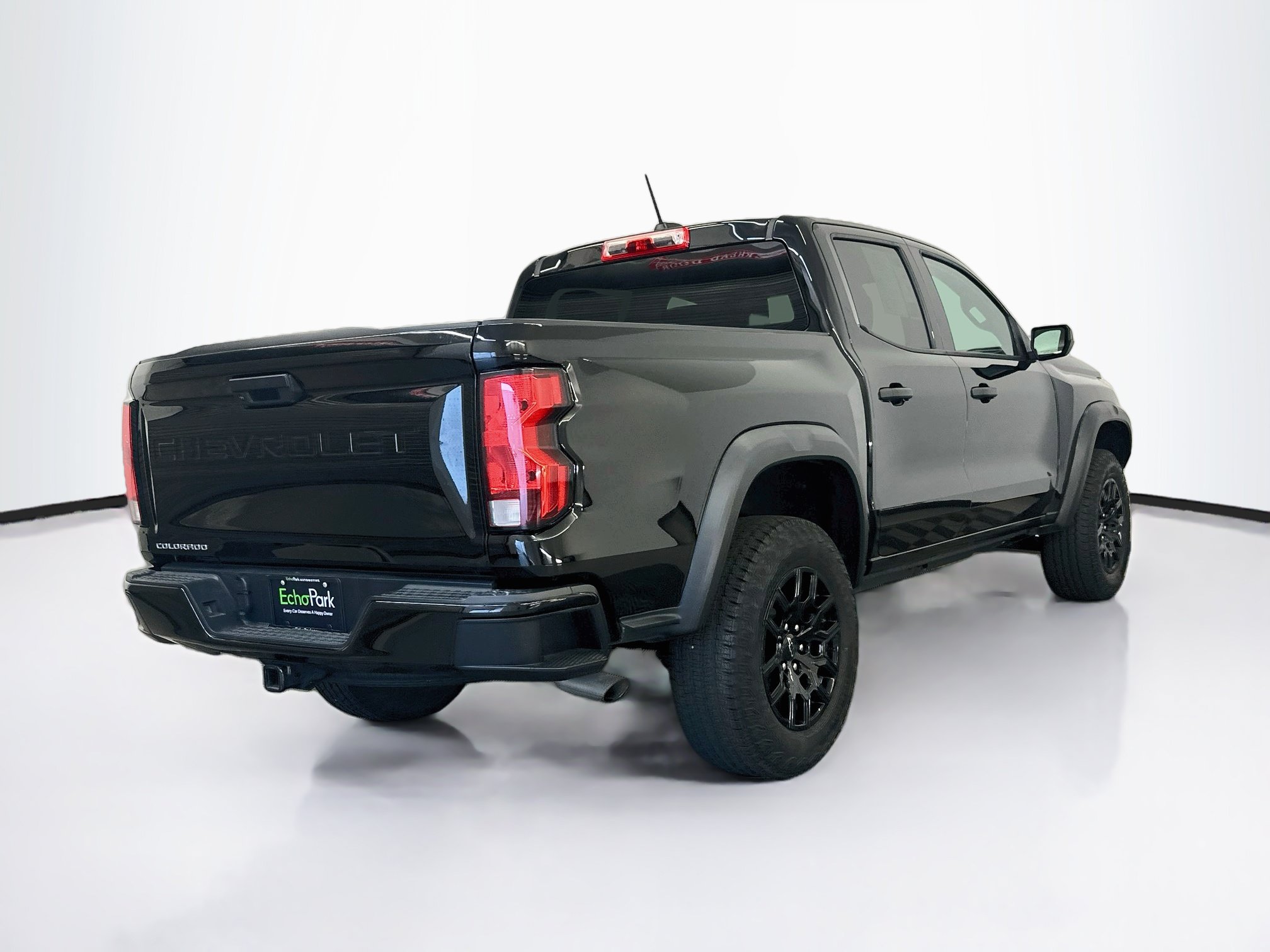 Used 2024 Chevrolet Colorado Trail Boss w/ Advanced Trailering Package AWD/4WD image 9