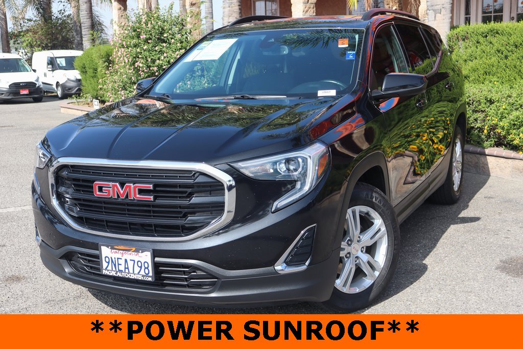 Used 2020 GMC Terrain SLE w/ Driver Convenience Package image 4