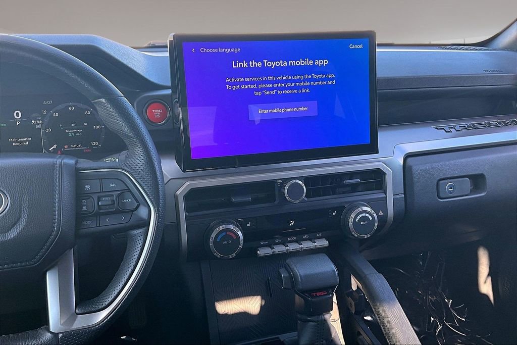 Used 2024 Toyota Tacoma TRD Off-Road image 10