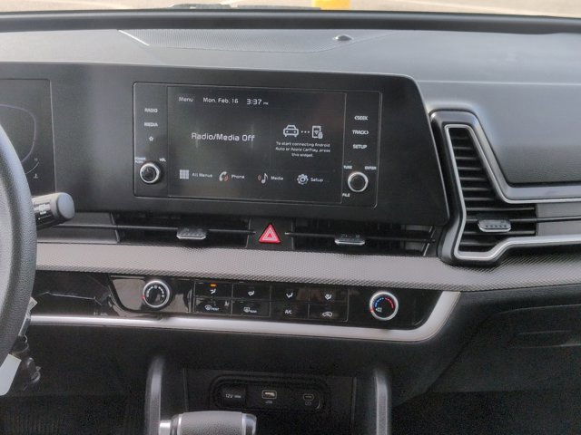 Used 2024 Kia Sportage LX image 15