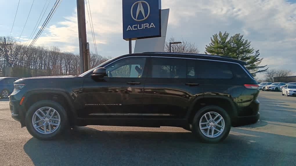 Used 2021 Jeep Grand Cherokee L Laredo w/ Luxury Tech Group I image 2