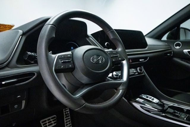 Used 2023 Hyundai Sonata SEL Plus w/ Cargo Package image 12