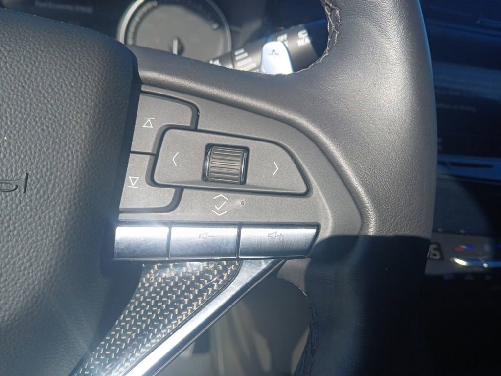 Used 2024 Cadillac XT6 Sport w/ LPO, Onyx Lite Package image 23