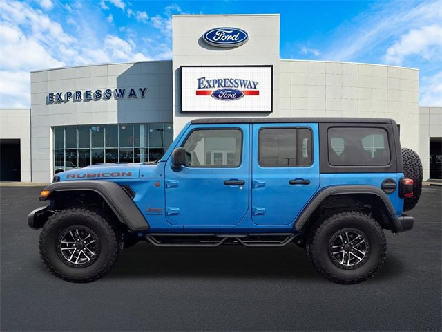 Used 2024 Jeep Wrangler Unlimited Rubicon w/ XTREMEE 35" Tire Package image 9