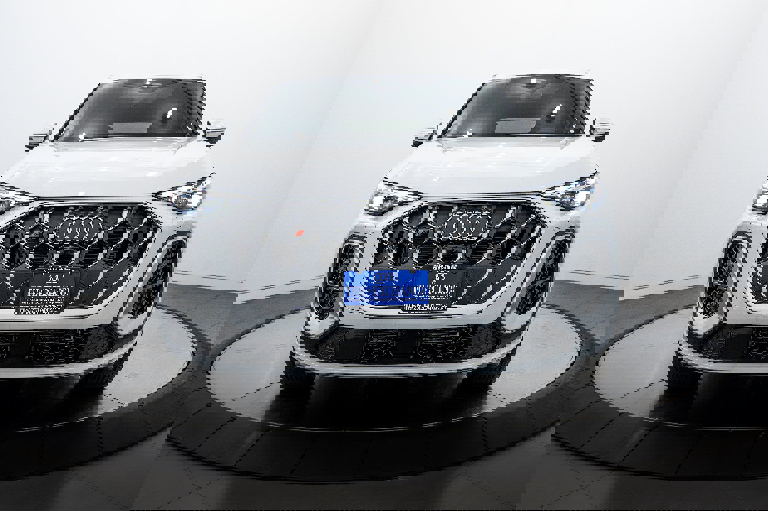 New 2025 Audi SQ5 Premium Plus image 24