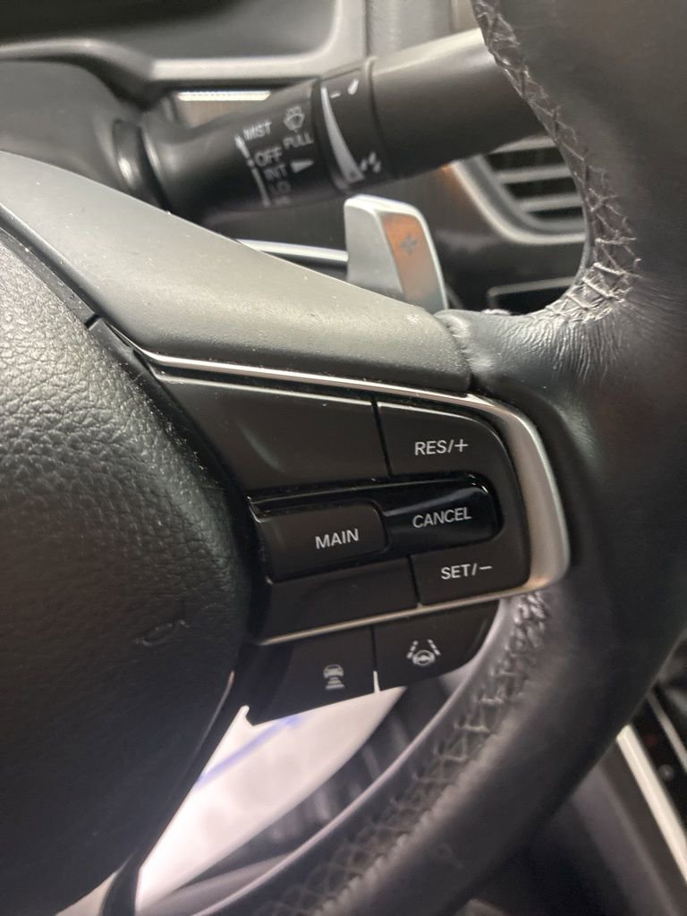 Used 2018 Honda Accord Sport image 14