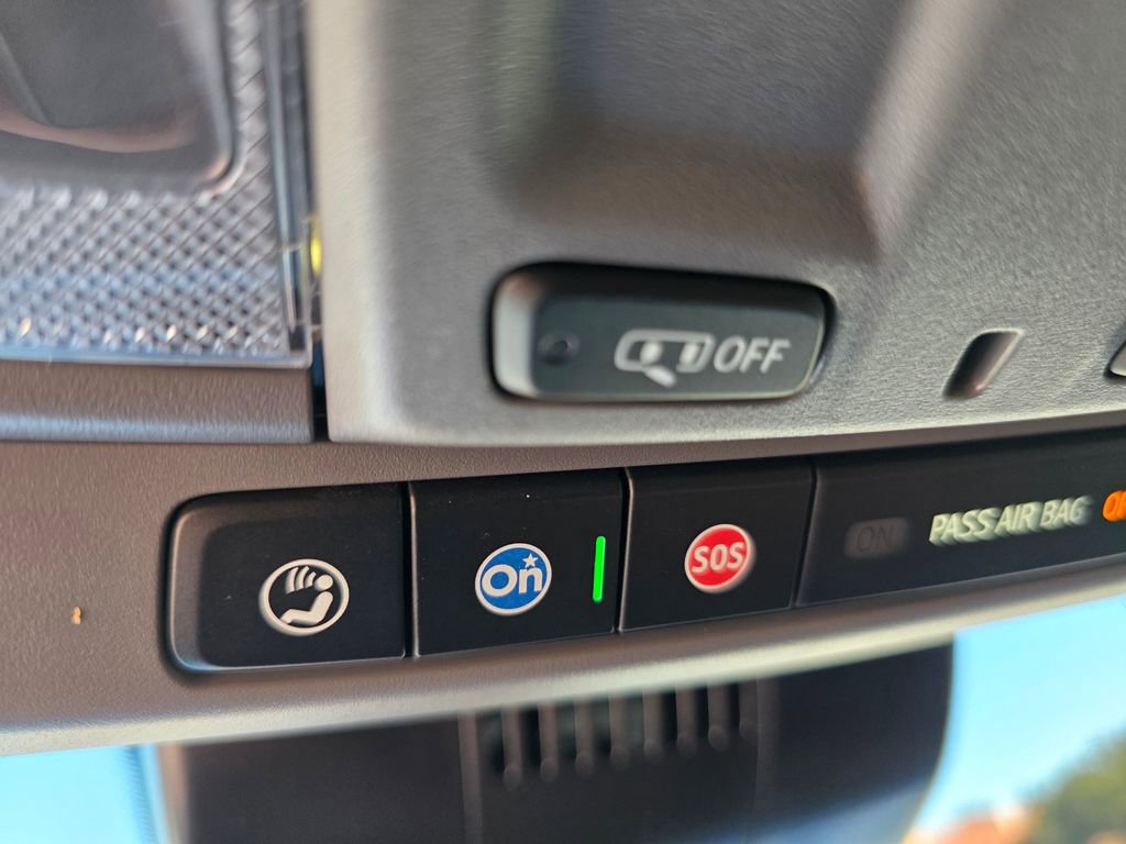 Certified 2025 Chevrolet Silverado 1500 RST image 25