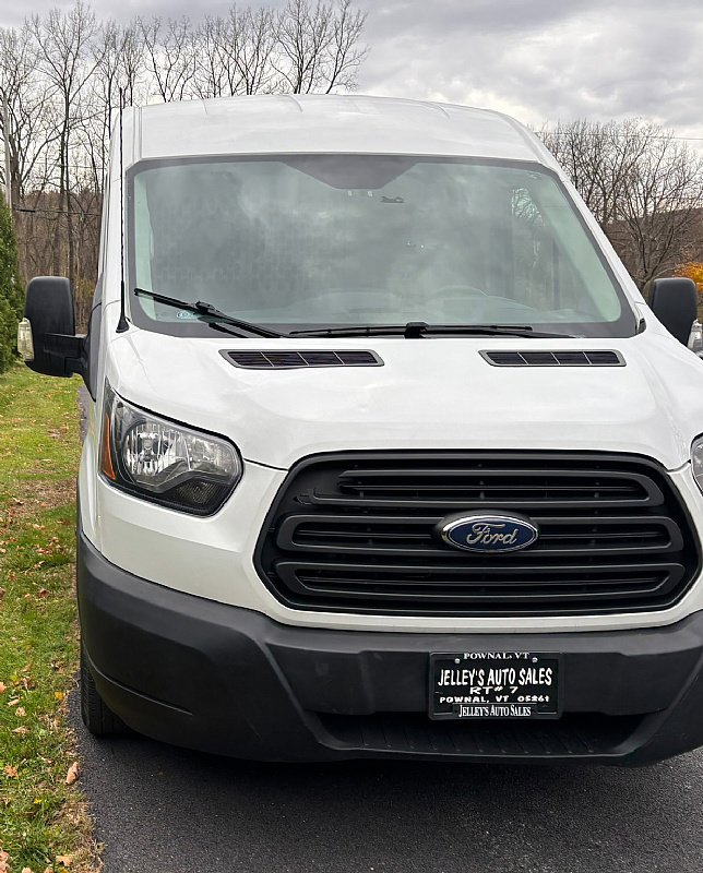 Used 2019 Ford Transit 150 148 Medium Roof RWD image 5