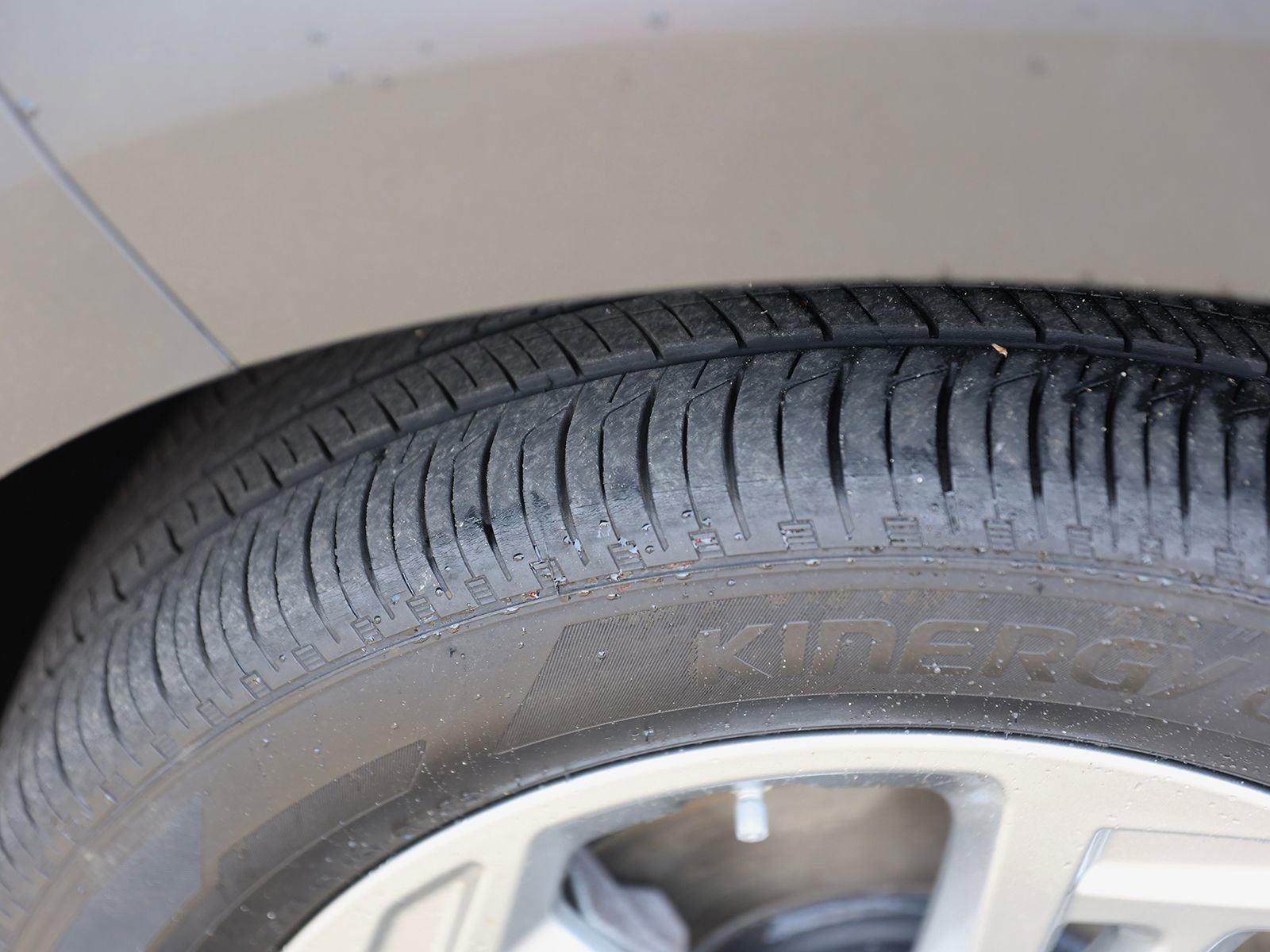 Certified 2023 Hyundai Kona SEL AWD/4WD image 12