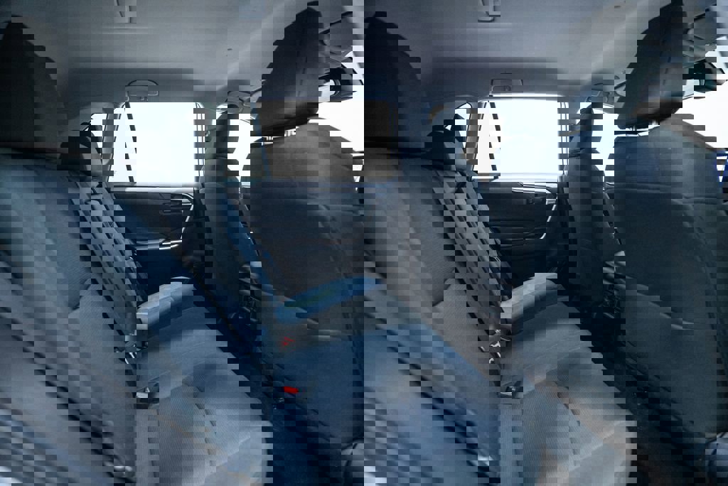 Used 2023 Toyota RAV4 LE image 31