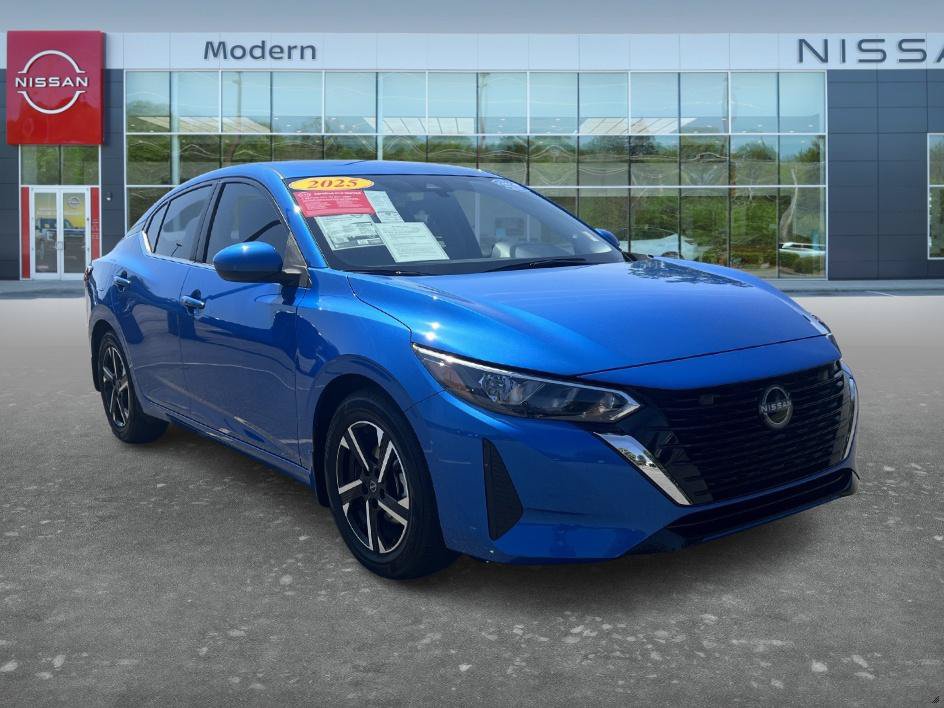 Used 2025 Nissan Sentra SV w/ All-Weather Package FWD image 3