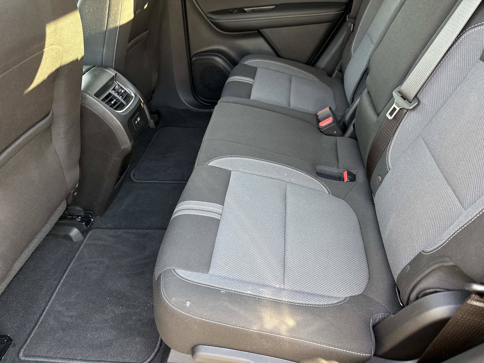 Used 2024 Chevrolet Blazer LT w/ Convenience Package FWD image 10