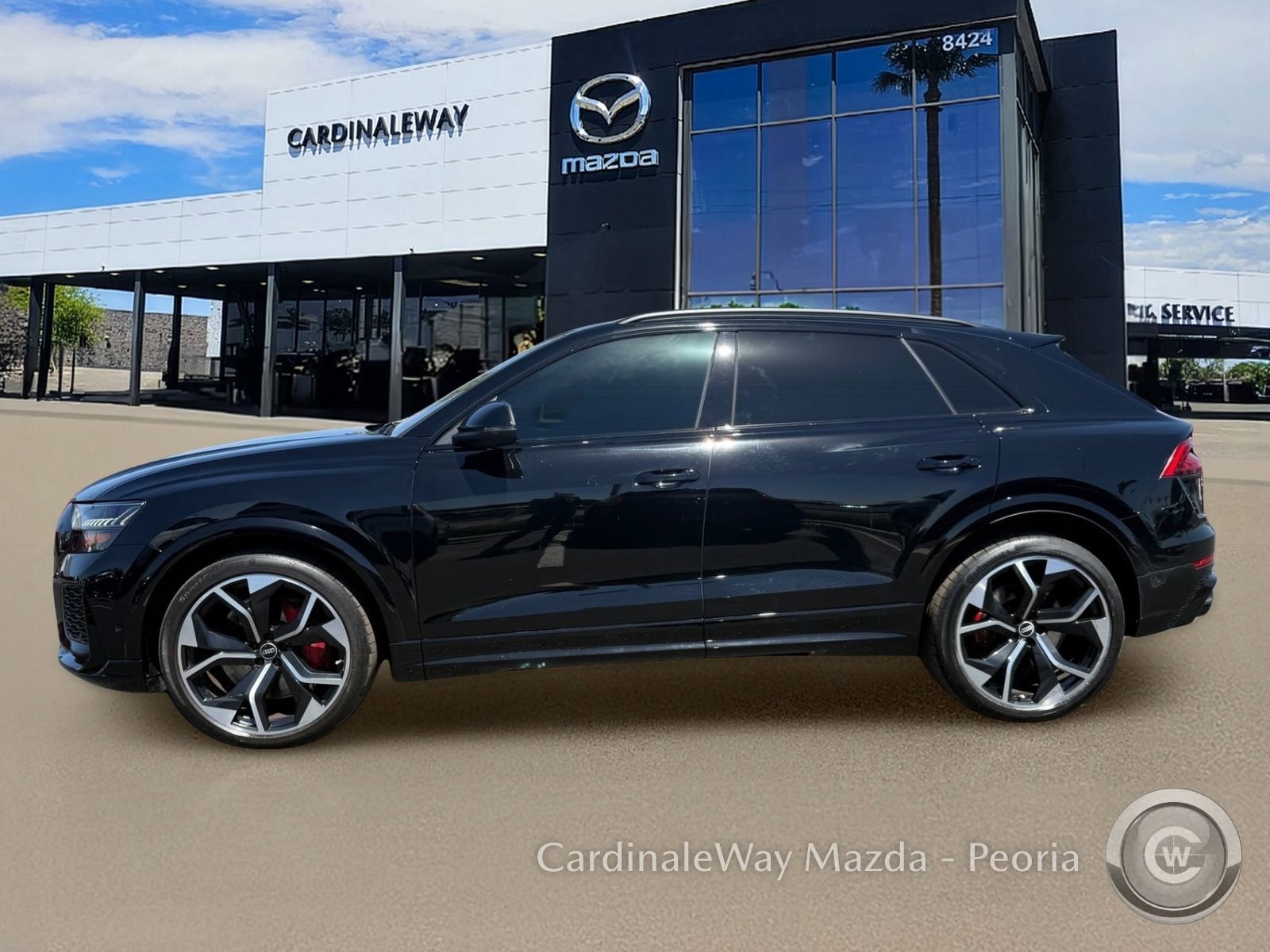 Used 2021 Audi RS Q8 w/ Black Optic Package image 3