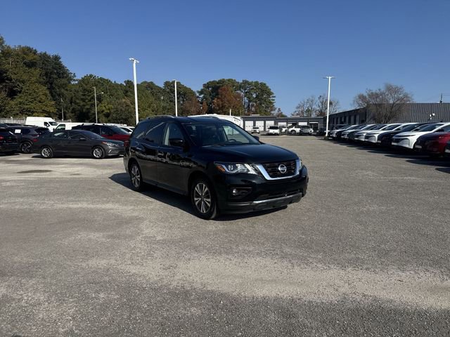 Used 2020 Nissan Pathfinder SL image 3