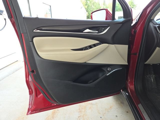 Used 2020 Buick Enclave Essence FWD image 41