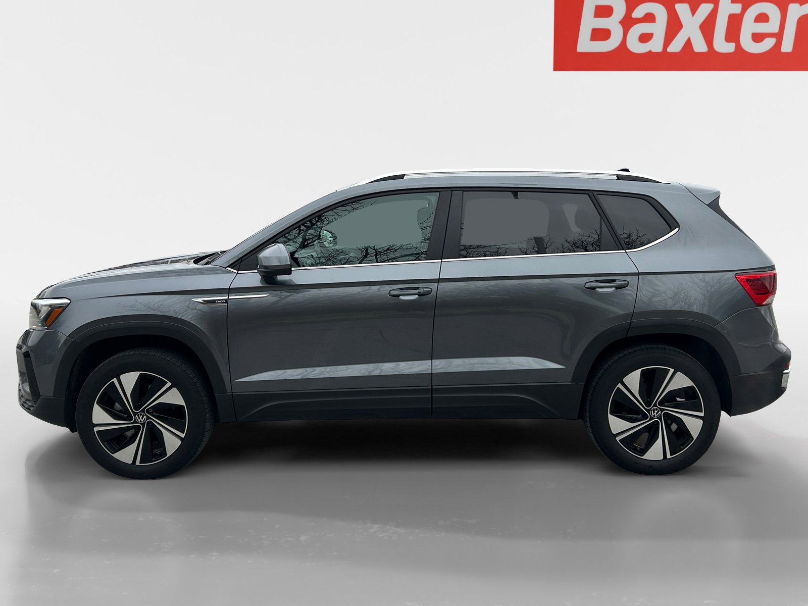 Used 2024 Volkswagen Taos SE image 11
