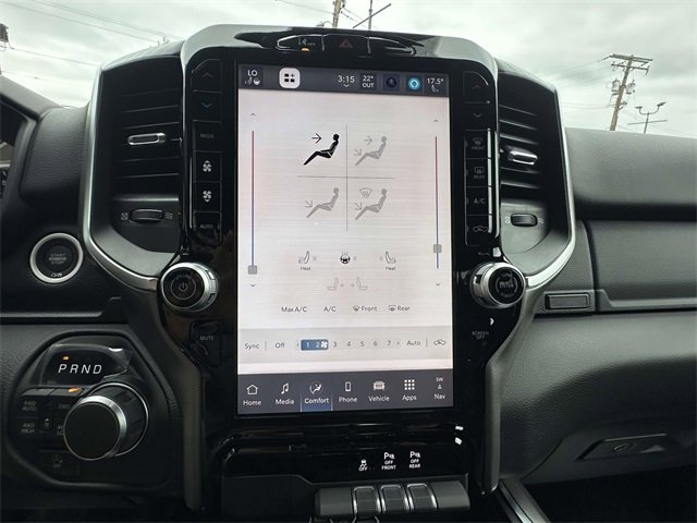 New 2026 RAM 1500 4x4 Crew Cab image 9