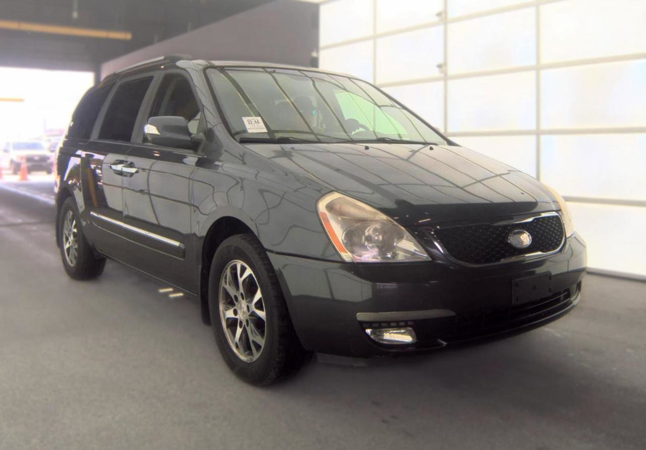 Used 2014 Kia Sedona EX FWD image 3