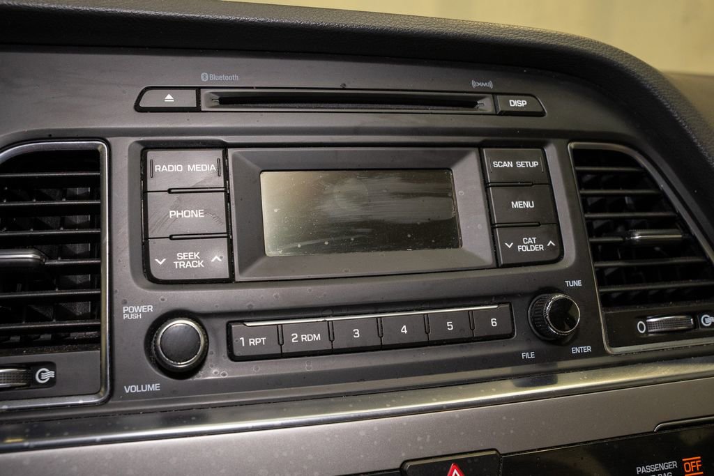 Used 2017 Hyundai Sonata SE image 11