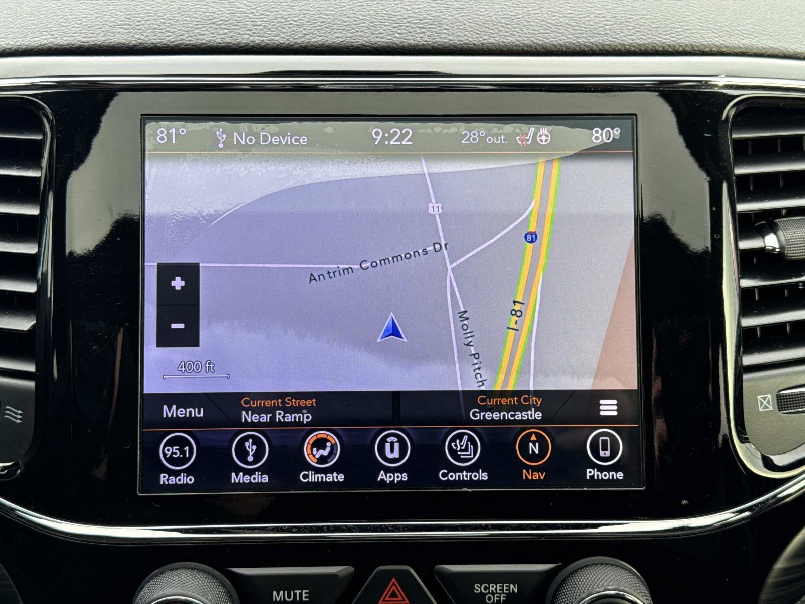 Used 2019 Jeep Grand Cherokee Altitude image 4