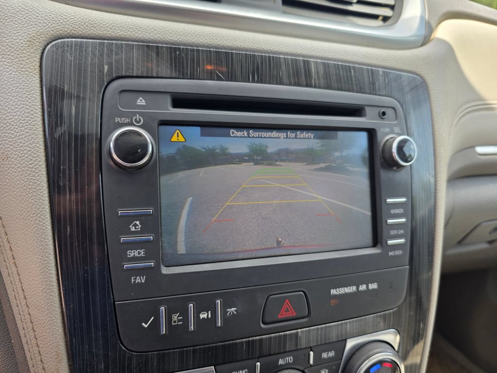 Used 2015 Chevrolet Traverse LT AWD/4WD image 20
