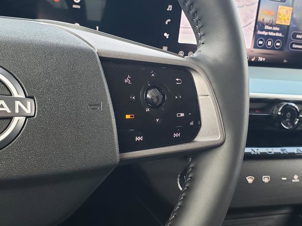 Certified 2025 Nissan Murano SL image 36